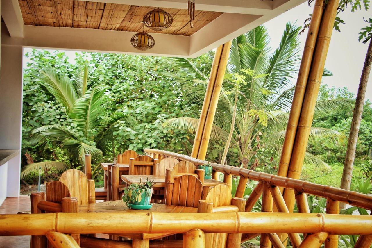 Seaside Garden Ecolodge מומפיצ'ה מראה חיצוני תמונה